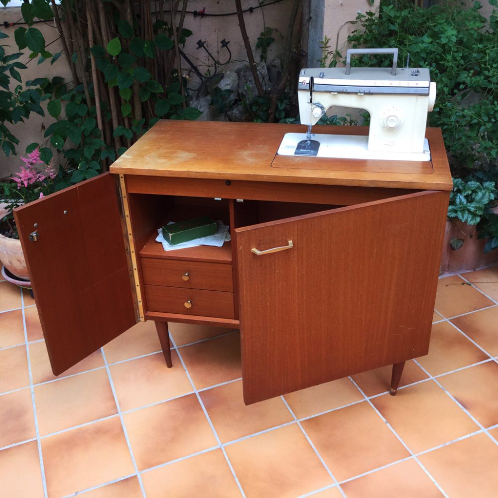 Meuble Couture 70's – Image 2