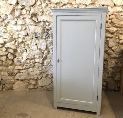 Armoire parisienne