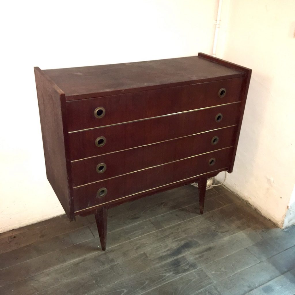 Commode - Kontrast Design